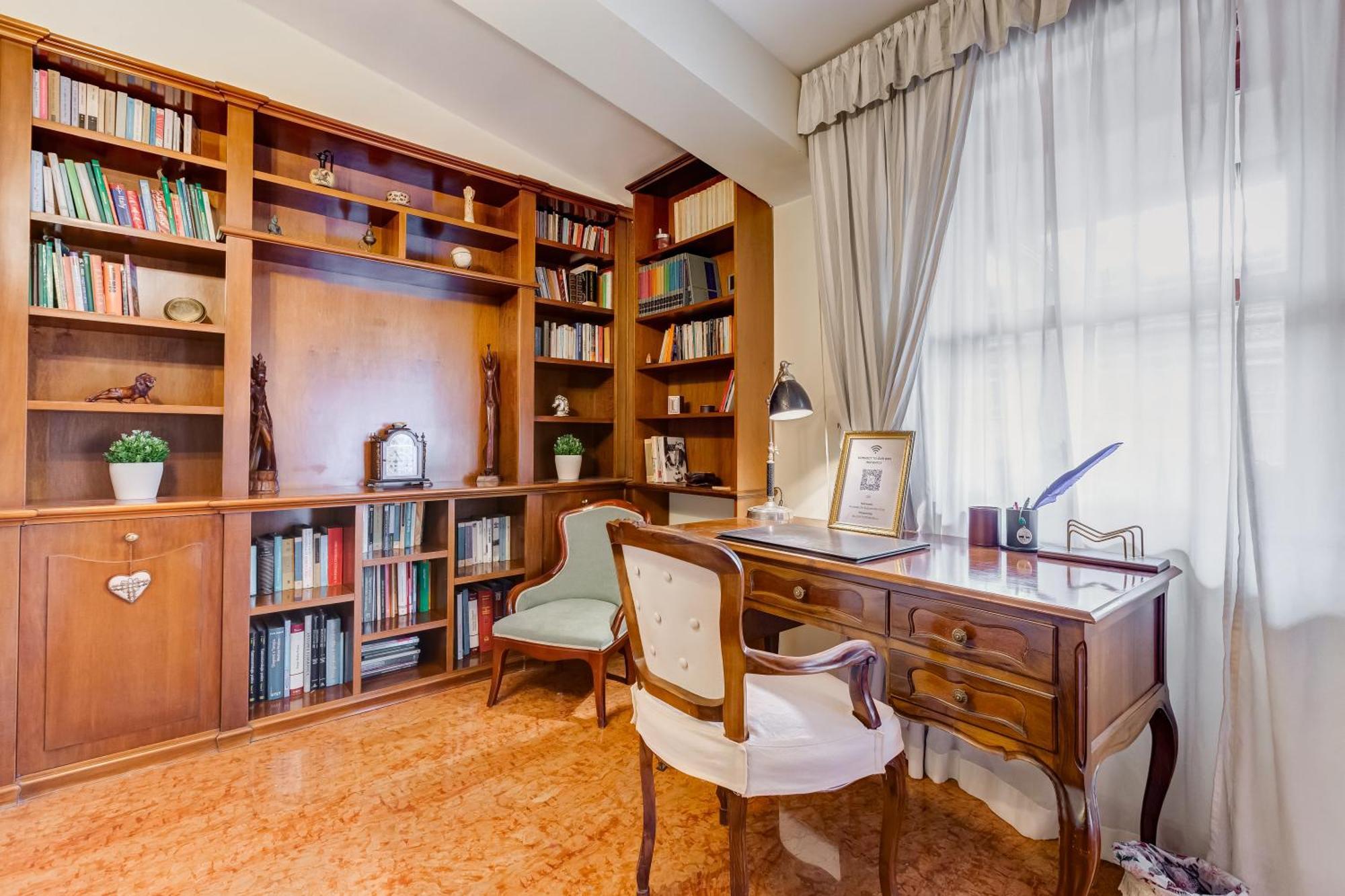 Apartment The Elegant Penthouse - Ampio Attico Con Posto Auto Rom