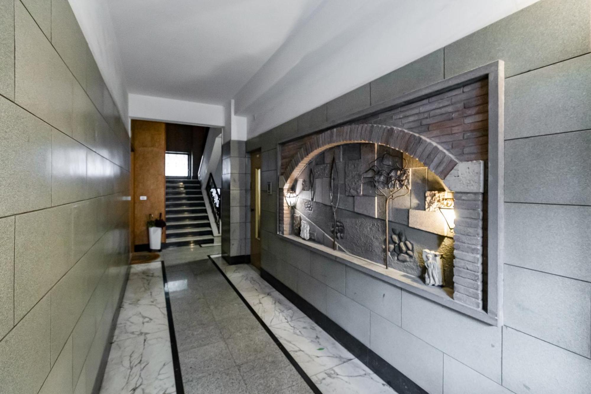 Apartment The Elegant Penthouse - Ampio Attico Con Posto Auto Rom
